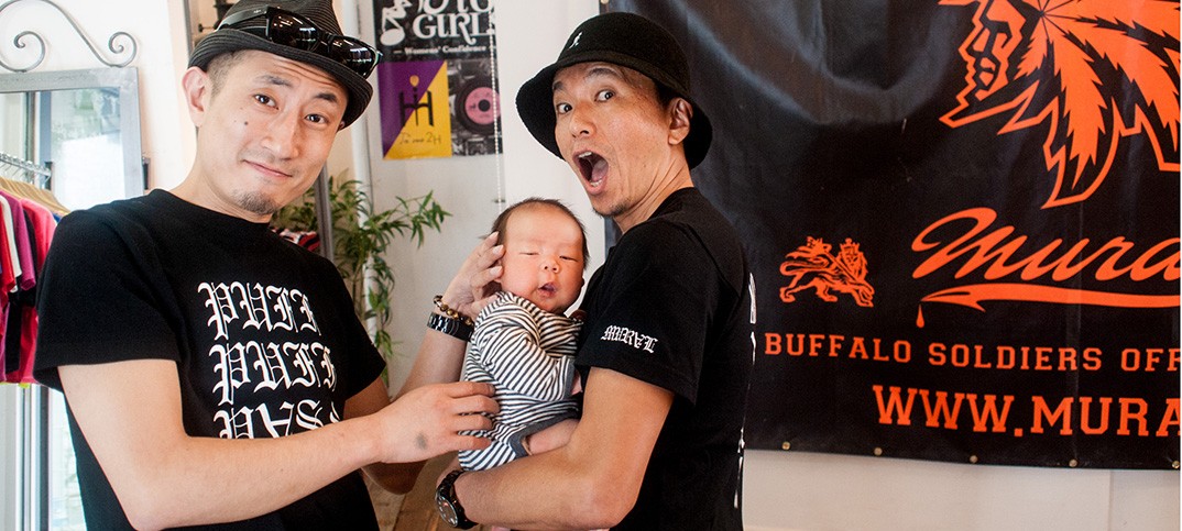 赤ちゃん初渋谷！生後42日目でエルゴベビーの新生児用インサートが取れました。