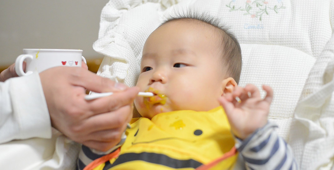 生後7ヶ月、離乳食をしっかり食べるようになりました。