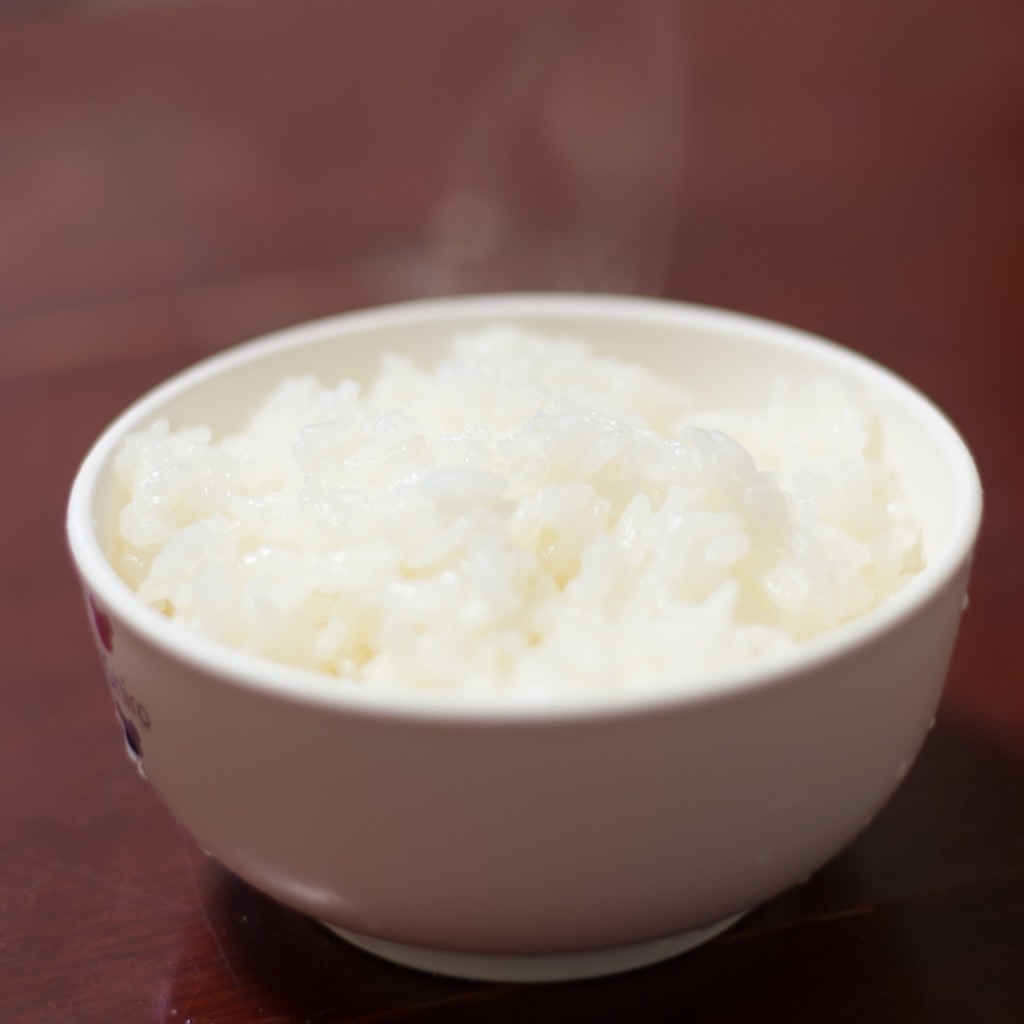 お米が立ち、モッチリとした食感。北海道産ゆめぴりか。
