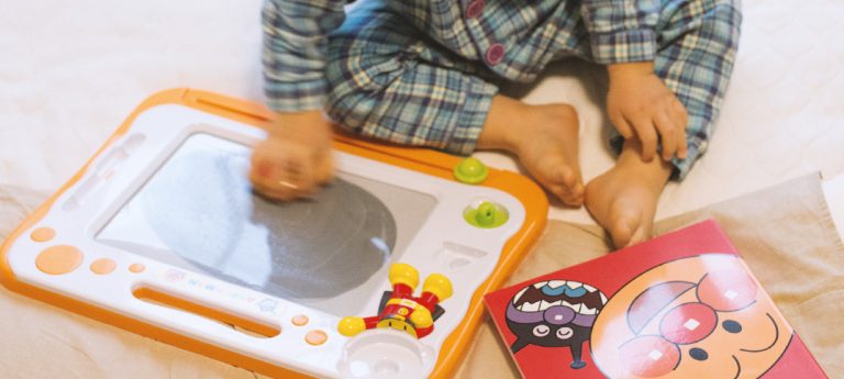 0歳・1歳、クリスマスプレゼントがわからなかった。2歳、ついにサンタクロースがやってきた！