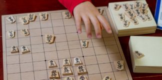 6歳の息子がクリスマスプレゼントにもらった将棋