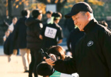 撮影をしている北野 啓太郎
